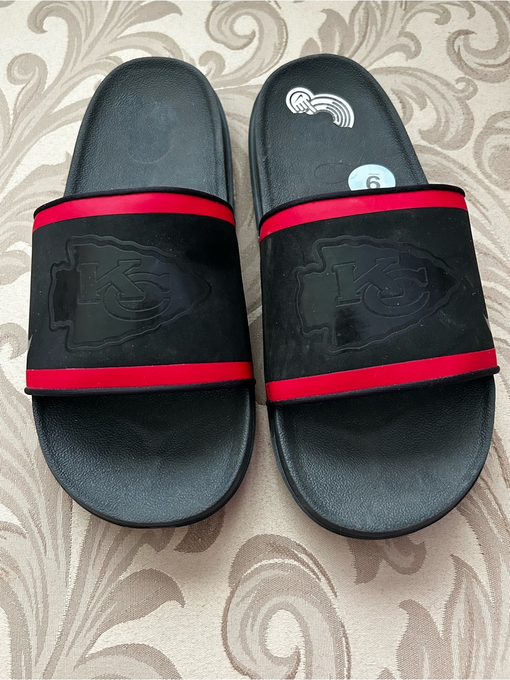 Nike Offcourt Men’s 9 Kansas City KC Chiefs Black Red Slides Sandals Shoes